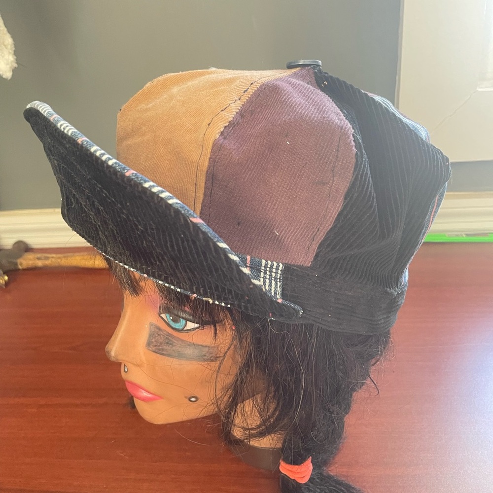 Custom made hat - Picture 7 of 8